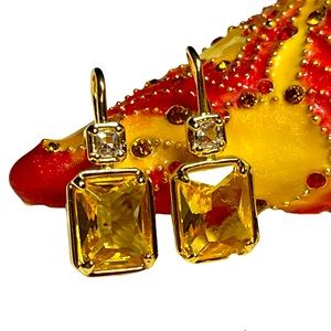 Square yellow and white rhinestone elegant- classic.beautiful
